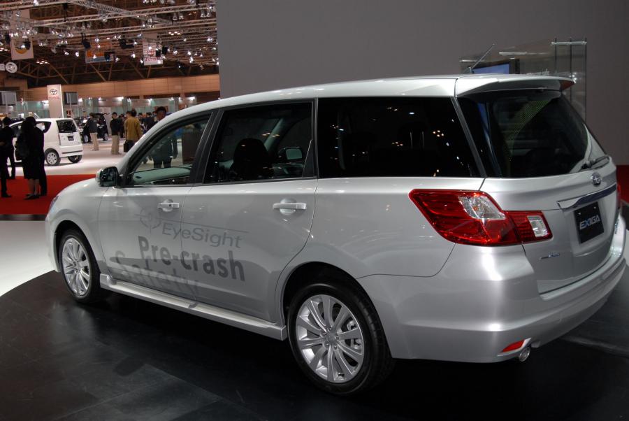  Subaru Exiga 2009 года  (фото 13 из 16)